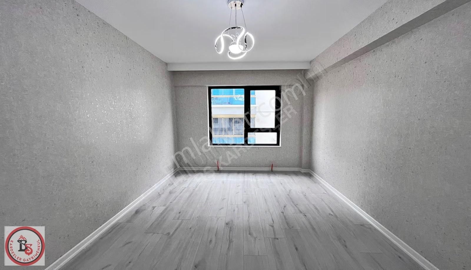 Keçiören'de 160 M2 Giyinme Odalı Ana Caddeye 1 Sk Masrafsız 4+1 - Görsel 19