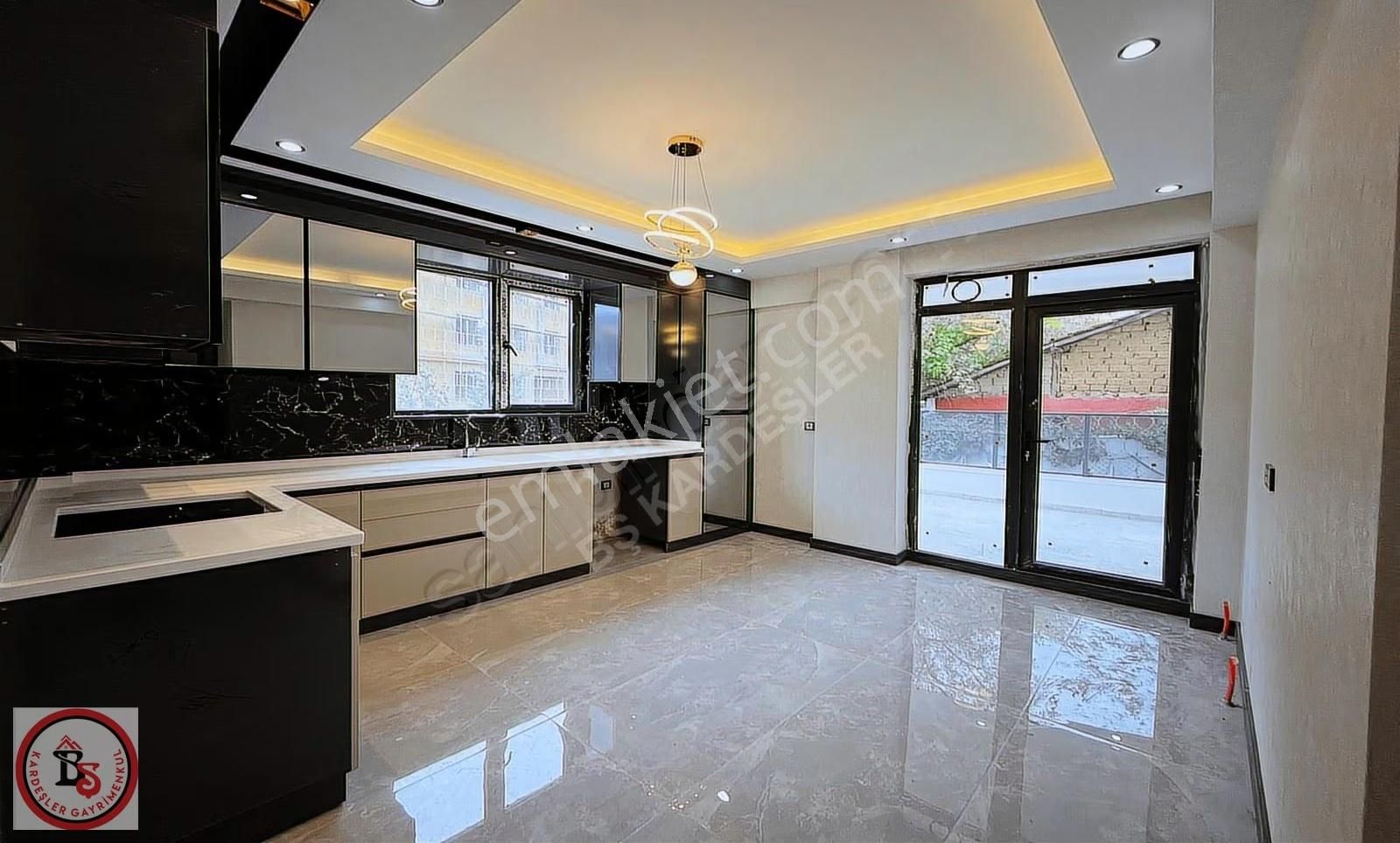 *bş*kardeşler'den Ana Caddeye 1sk Güney Cephe Katta Ön Cephe 3+1 - Görsel 28