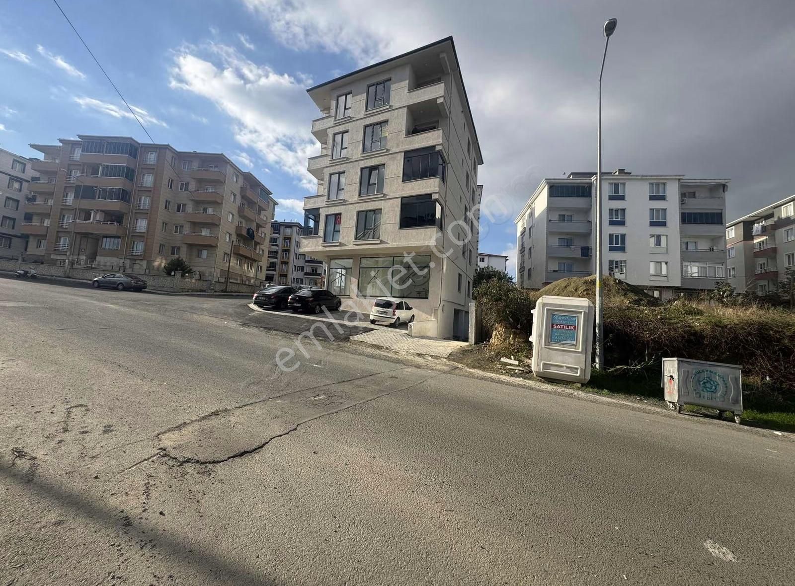 Tema Emlaktan Altınova Mah Deniz Manzaralı Kiralık 2+1 Daire - Görsel 23