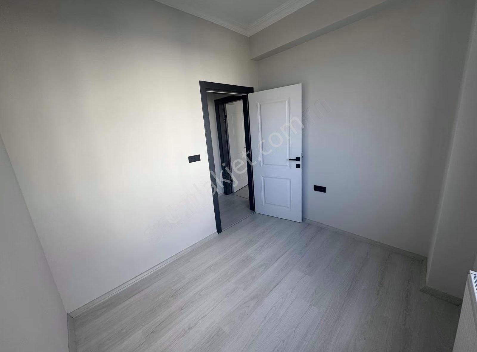Tema Emlaktan Altınova Mah Deniz Manzaralı Kiralık 2+1 Daire - Görsel 17