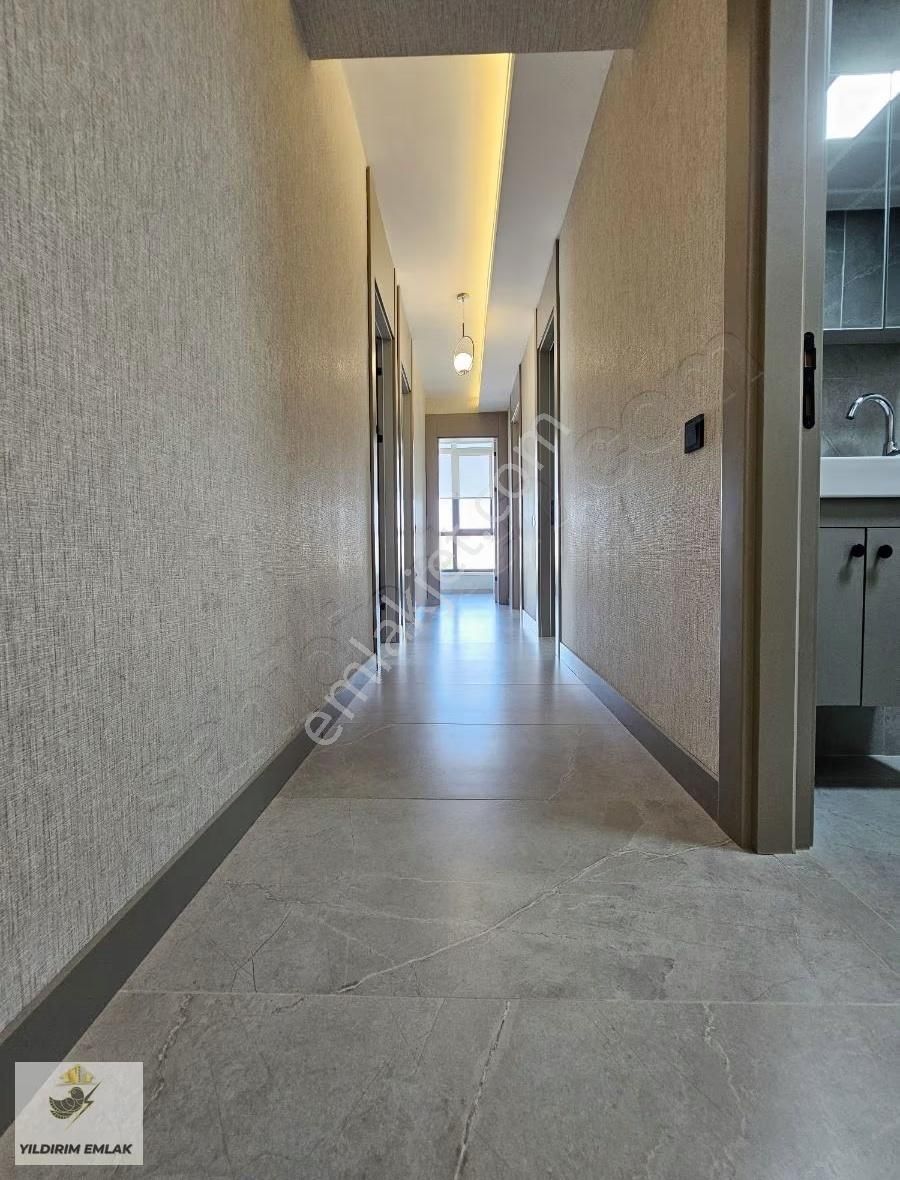 Yıldırım Emlak'tan Şehitlikte Ultra Lux 4+1 Sıfır Harıka Daire - Görsel 6