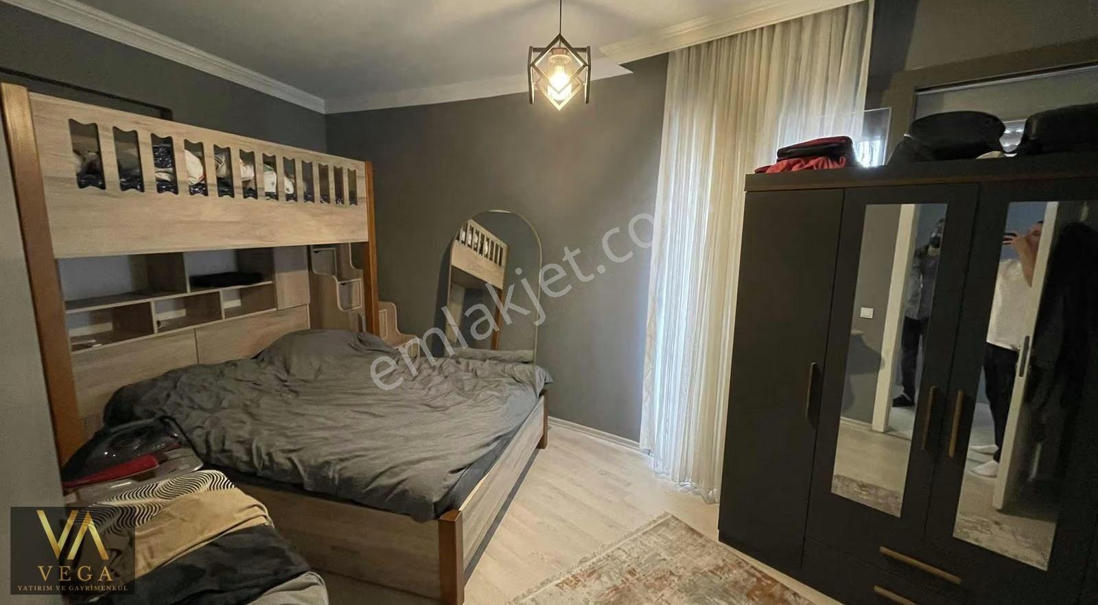 Cumhuriyet Mahallesi Site İçinde Satılık Geniş 1+1 Daire - Görsel 5