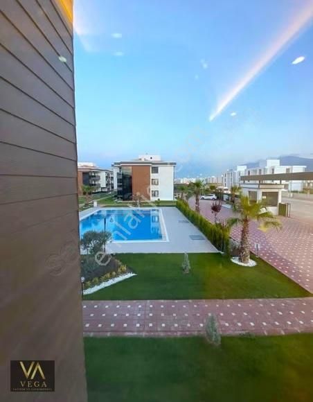 Muradiye Villalar Bölgesinde 2+1 Kapalı Mutfak Site İçi Daire - Görsel 13