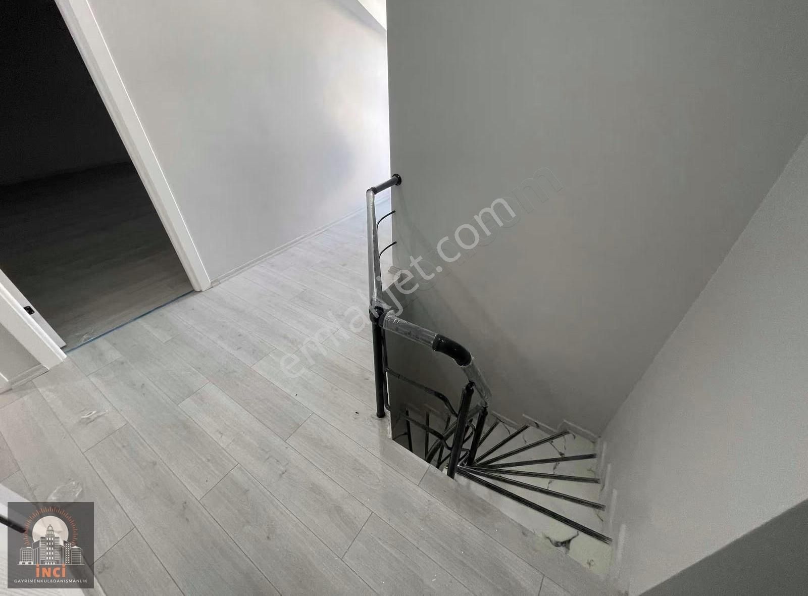 Geniş Lüx Duplex Sıfır Binada Yürüğüş Yoluna Yakın Mevkide - Görsel 14