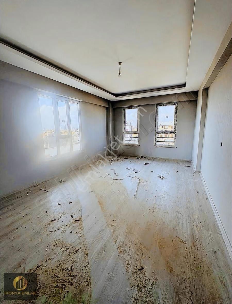 Karaman Yoluna Cepheli Acil Satılık 3+1 - Görsel 3