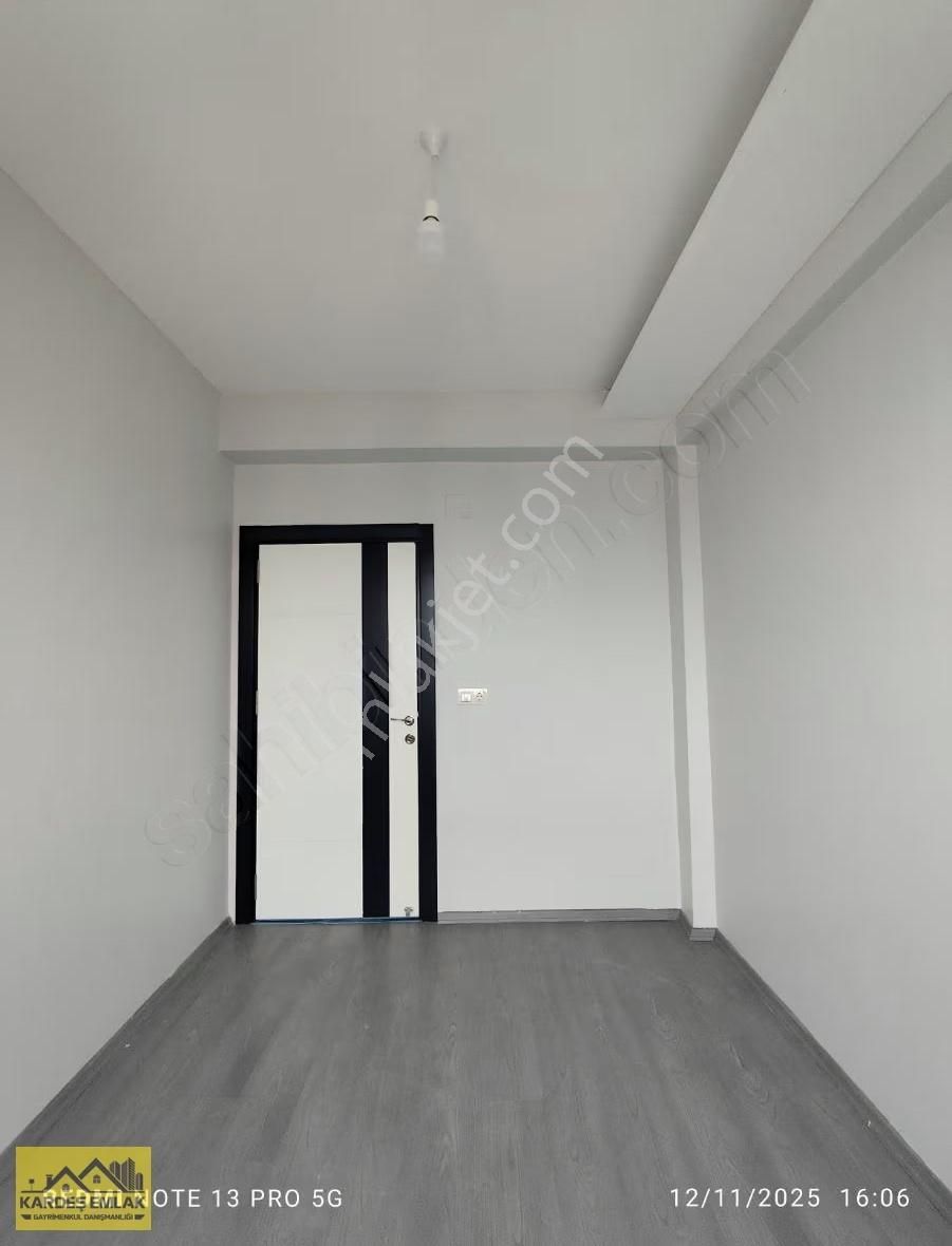 Kardeş Emlak'tan Beyceli Mahallesinde 3+1 Kapalı Mutfak Daire - Görsel 12