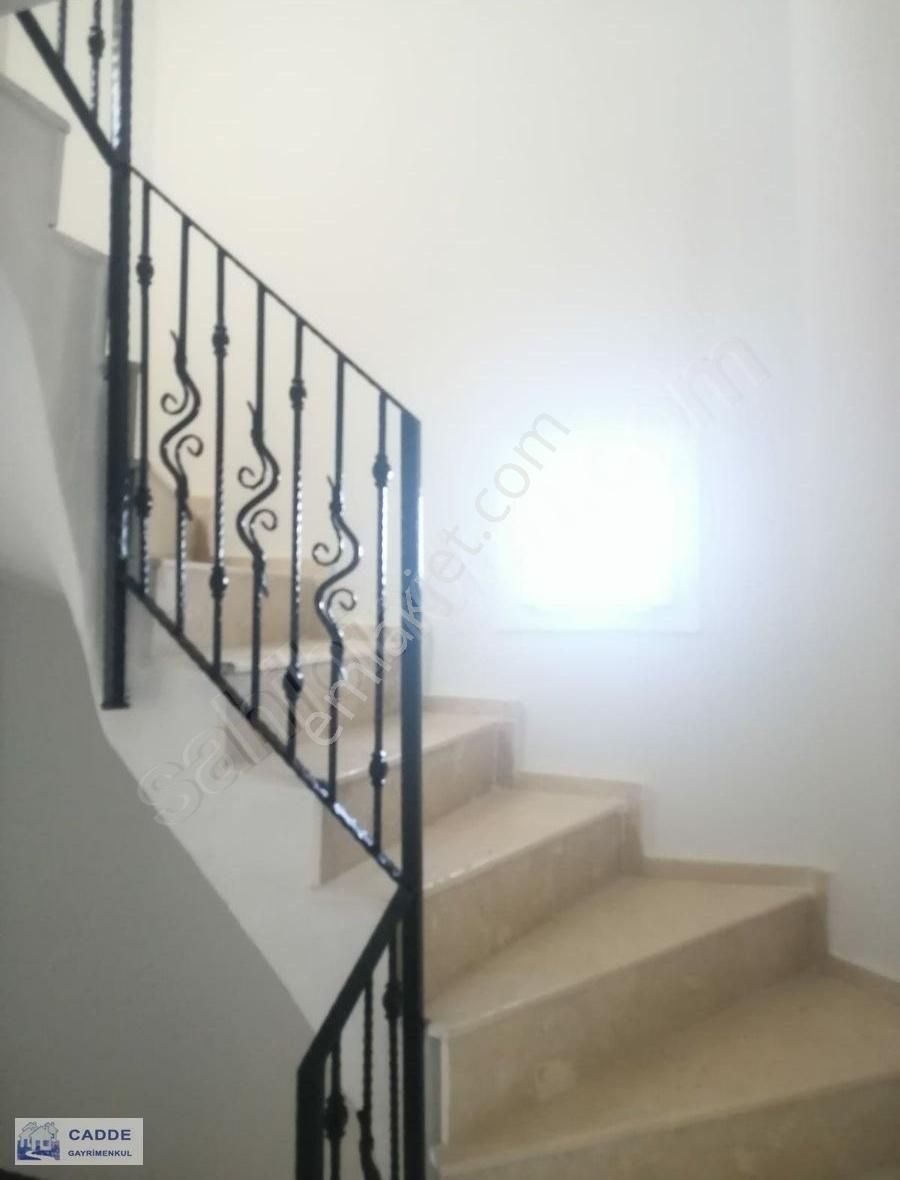 Özel Havuzlu Manzaralı Eşyalı Kilimalı 5+2 İki Tapulu Villa - Görsel 11