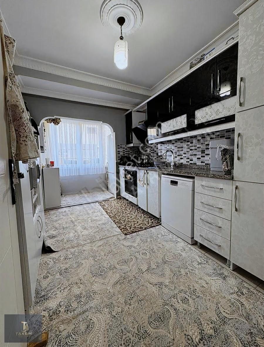 İncirtepe Mah Atalay Caddesi Üzerinde Satılık 3+1 Arakat Daire - Görsel 5