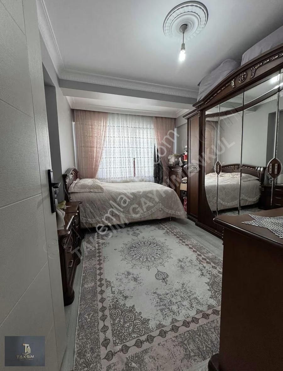 İncirtepe Mah Atalay Caddesi Üzerinde Satılık 3+1 Arakat Daire - Görsel 13