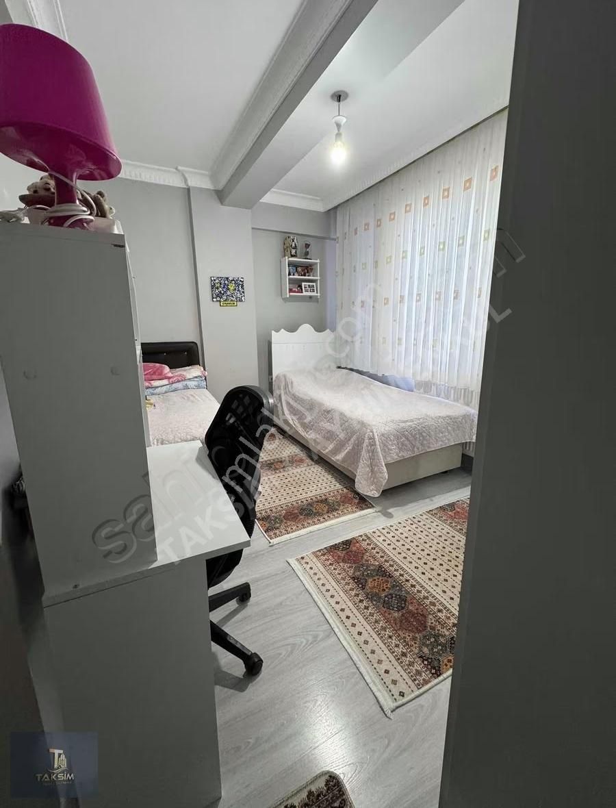 İncirtepe Mah Atalay Caddesi Üzerinde Satılık 3+1 Arakat Daire - Görsel 2