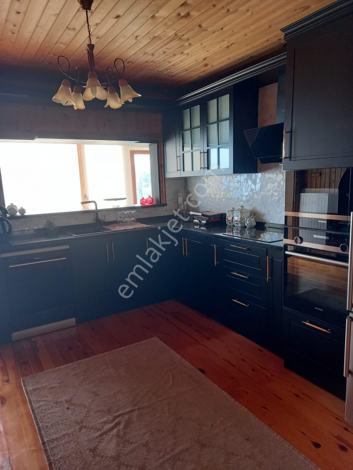 Trabzon Akçaabat Salacıkta Kiralık Eşyalı Bahçeli Ev - Görsel 17