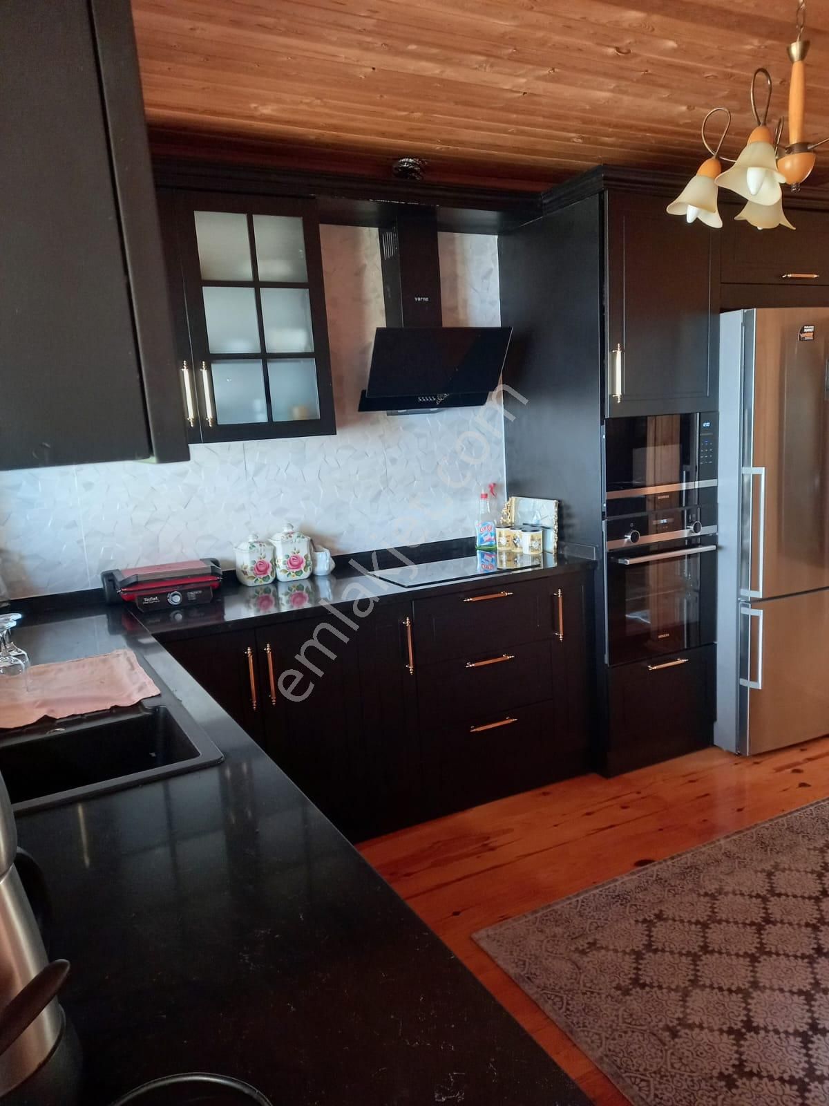 Trabzon Akçaabat Salacıkta Kiralık Eşyalı Bahçeli Ev - Görsel 33