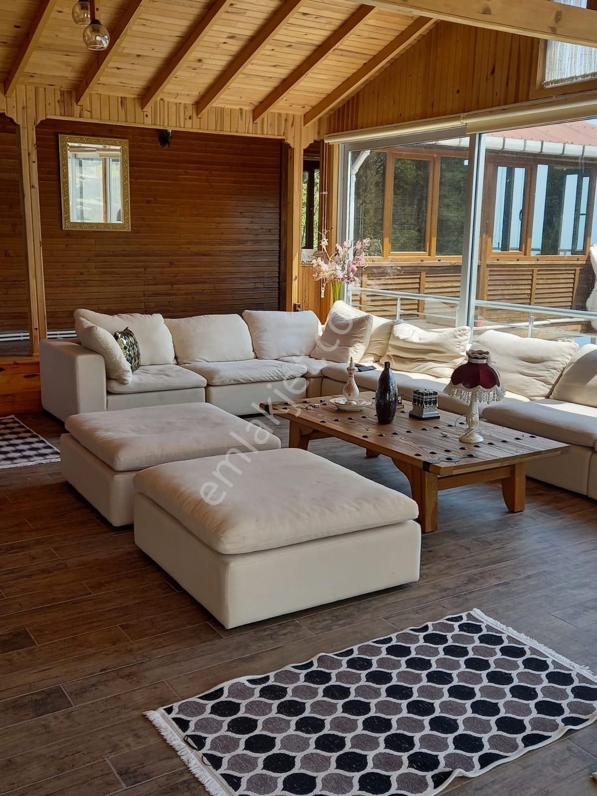 Trabzon Akçaabat Salacıkta Kiralık Eşyalı Bahçeli Ev - Görsel 9