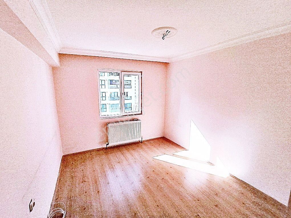 Kalatepede Erol Kaya Ve Ünsal Caddeye Yakını Satlık 3+1 Daire - Görsel 14