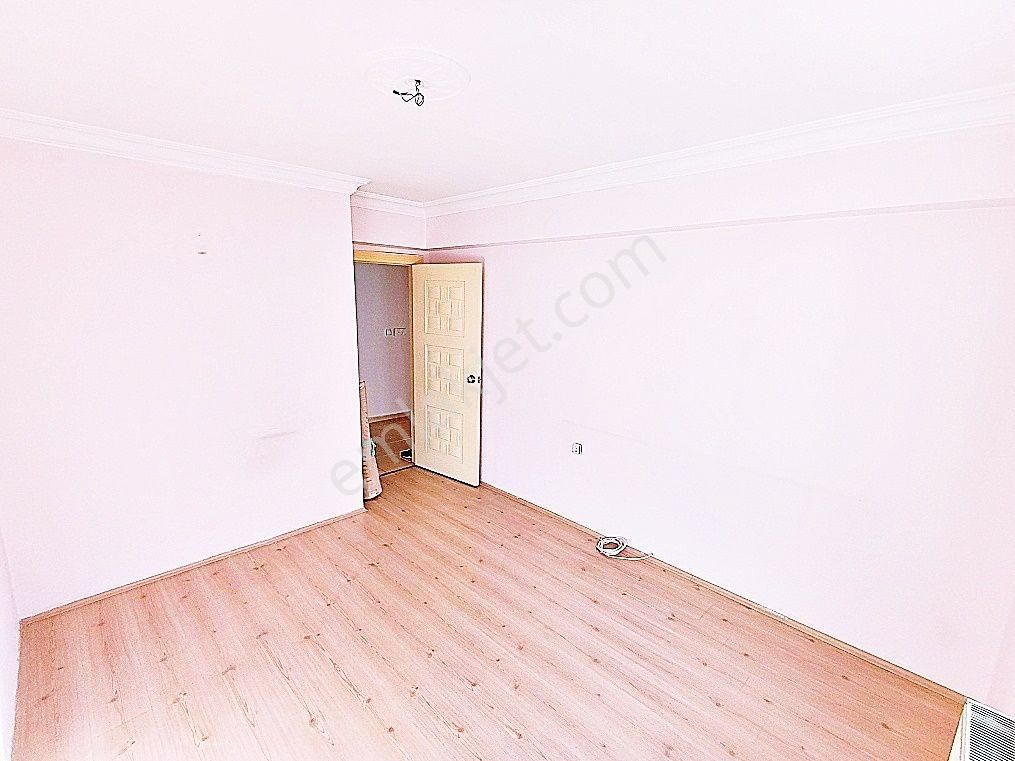 Kalatepede Erol Kaya Ve Ünsal Caddeye Yakını Satlık 3+1 Daire - Görsel 16