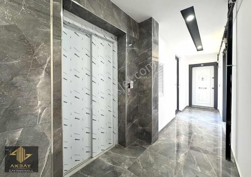 İskanlı Abonelikleri Hazır Oturumlu Sitede Cep Mutfak Arakat 2+1 - Görsel 18