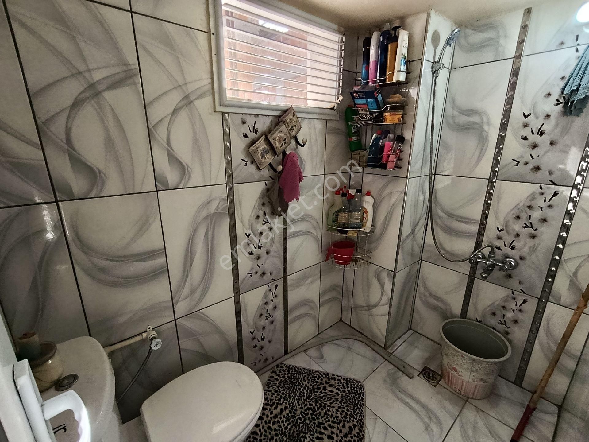 Yeşilyuva Mah.3'cü Katı 3+1 Kapalı Mutfaksatılık Daire - Görsel 12