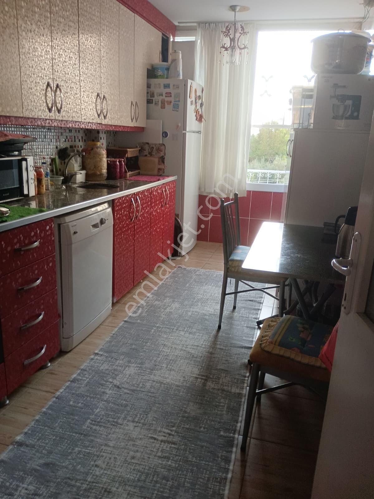 Kozan Gayrimenkulden Göllerde 620mt2 İçinde Ev Ve Arsa - Görsel 11