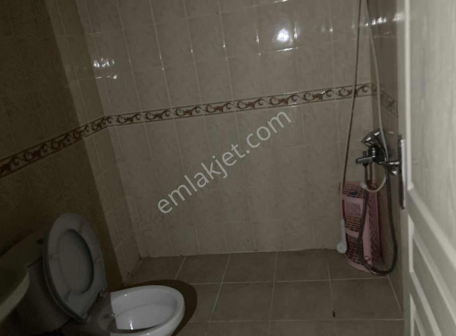 Pazarcı Mahallesinde Denize Yakın Eşyasız Kiralık 2+1 Daire - Görsel 8
