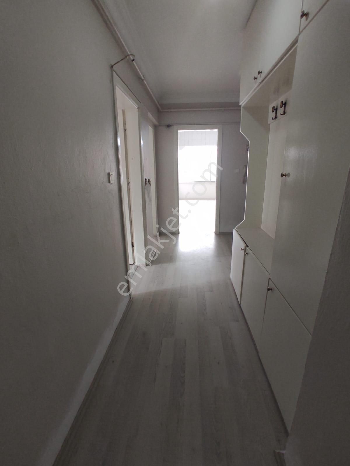 Ender Uysal Gayrimenkulden Satılık Fesleğen De 3+1 Balkonlu Çok Geniş Daire.. - Görsel 18