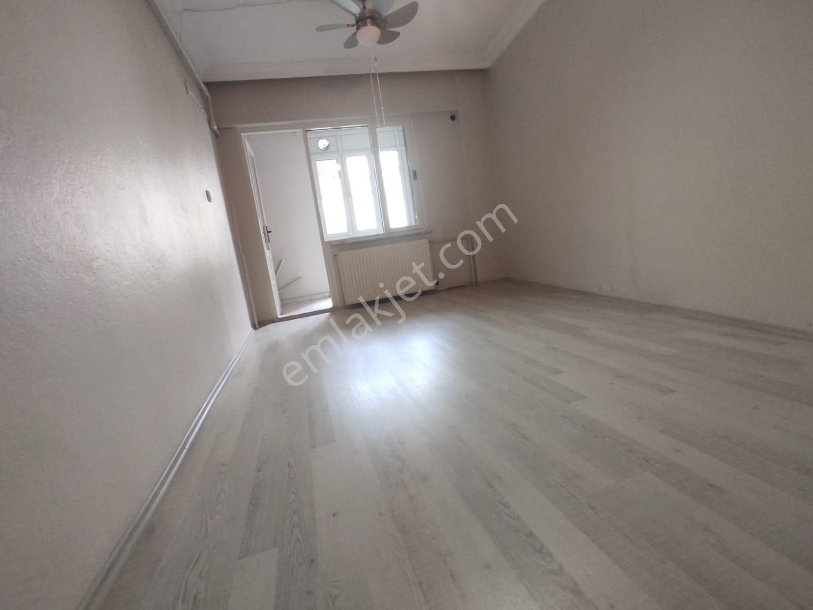 Ender Uysal Gayrimenkulden Satılık Fesleğen De 3+1 Balkonlu Çok Geniş Daire.. - Görsel 23