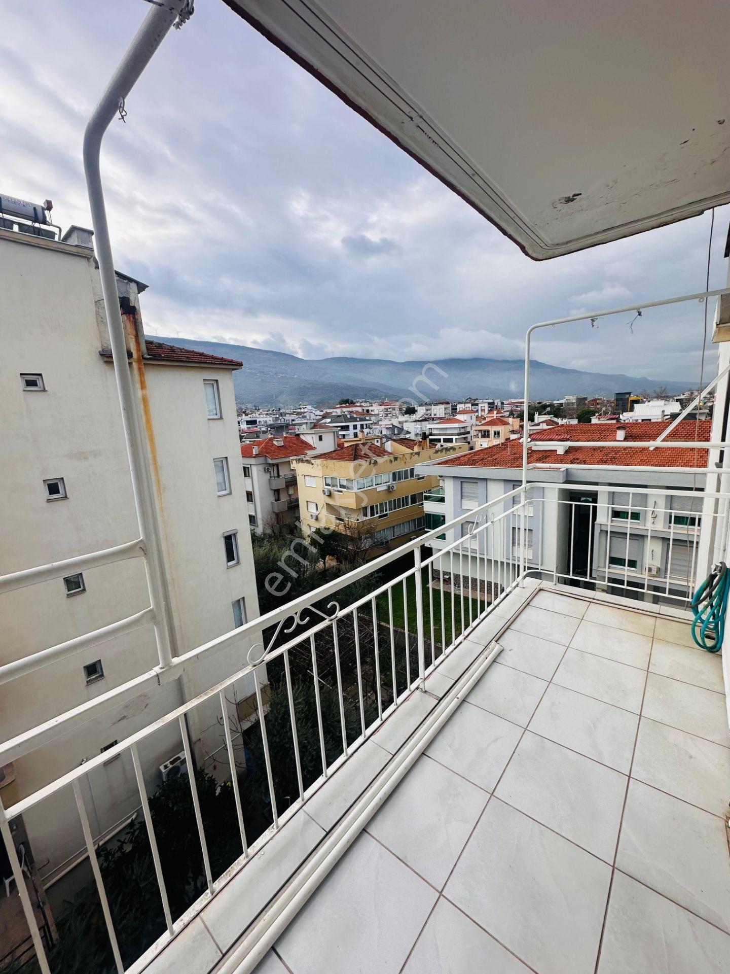 A Plus Gayrimenkulden Cadde Üzerinde Bakımlı 3+1 Satılık Daire - Görsel 9