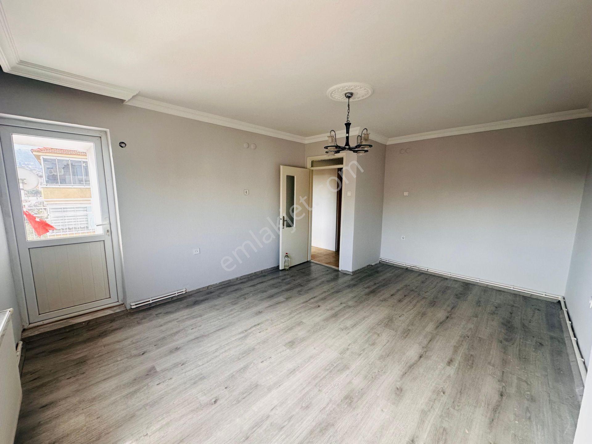 A Plus Gayrimenkulden Cadde Üzerinde Bakımlı 3+1 Satılık Daire - Görsel 23