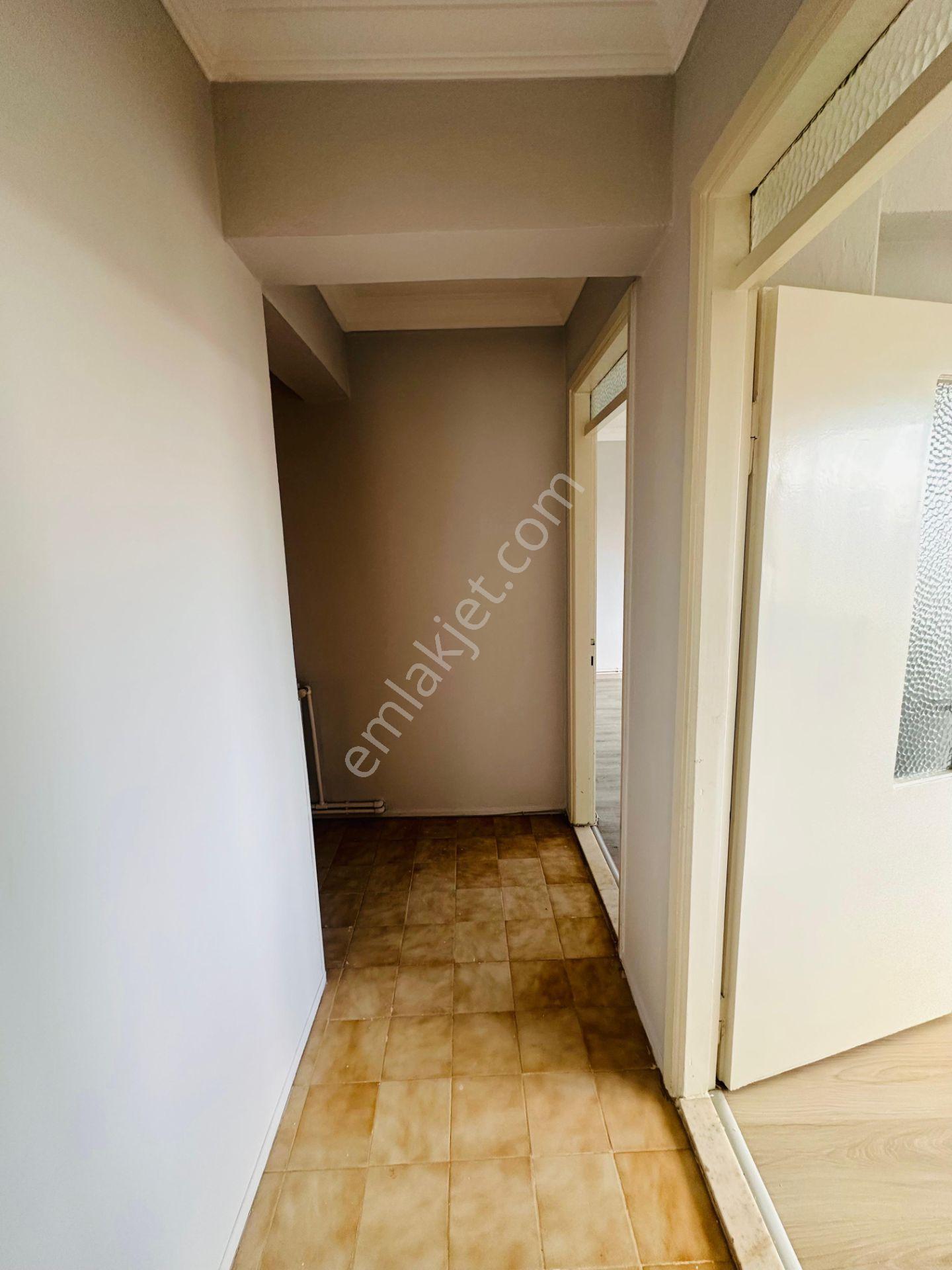 A Plus Gayrimenkulden Cadde Üzerinde Bakımlı 3+1 Satılık Daire - Görsel 14