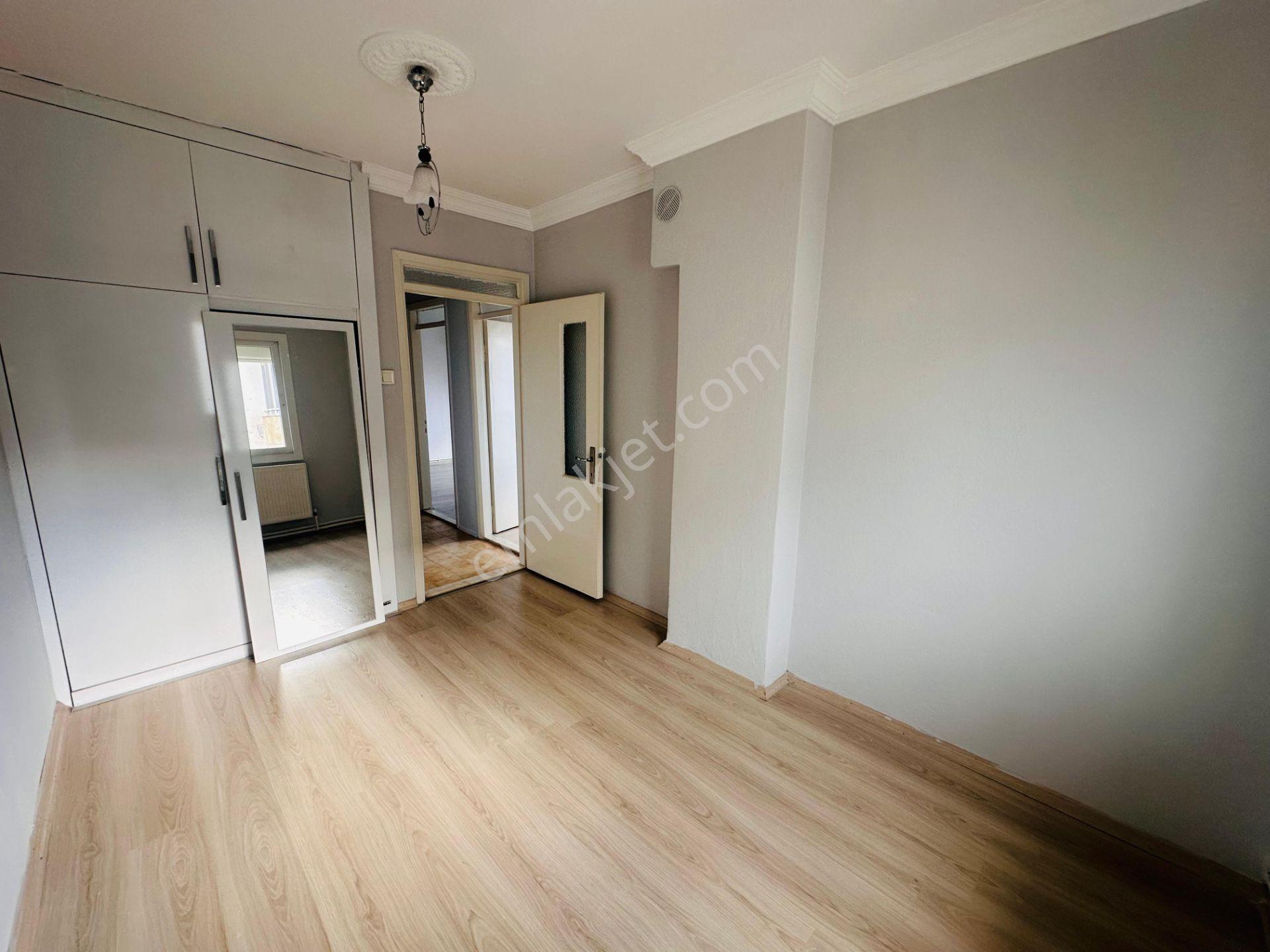 A Plus Gayrimenkulden Cadde Üzerinde Bakımlı 3+1 Satılık Daire - Görsel 18