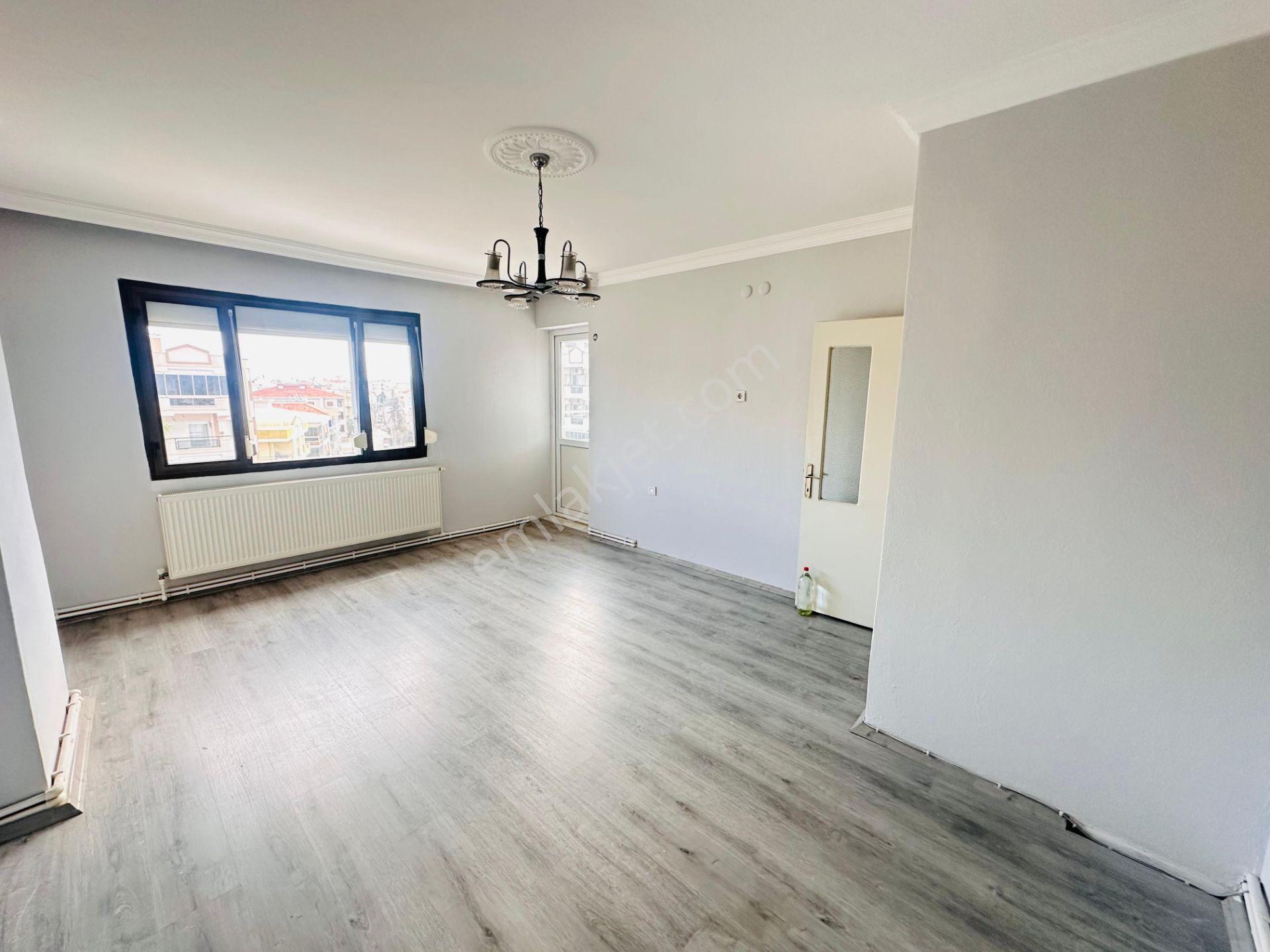 A Plus Gayrimenkulden Cadde Üzerinde Bakımlı 3+1 Satılık Daire - Görsel 21