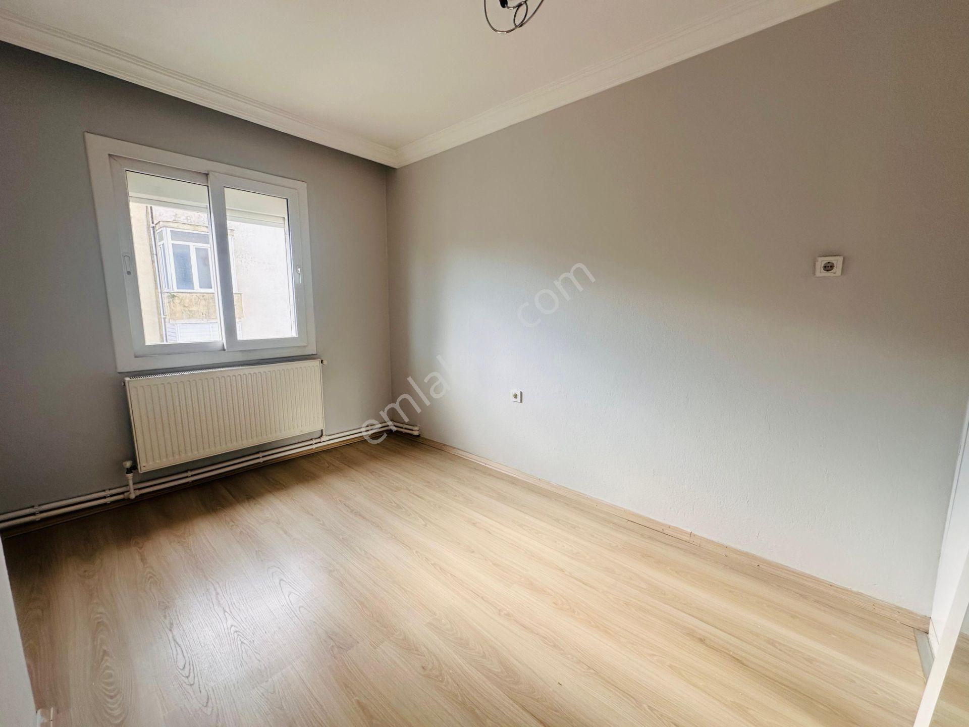 A Plus Gayrimenkulden Cadde Üzerinde Bakımlı 3+1 Satılık Daire - Görsel 10