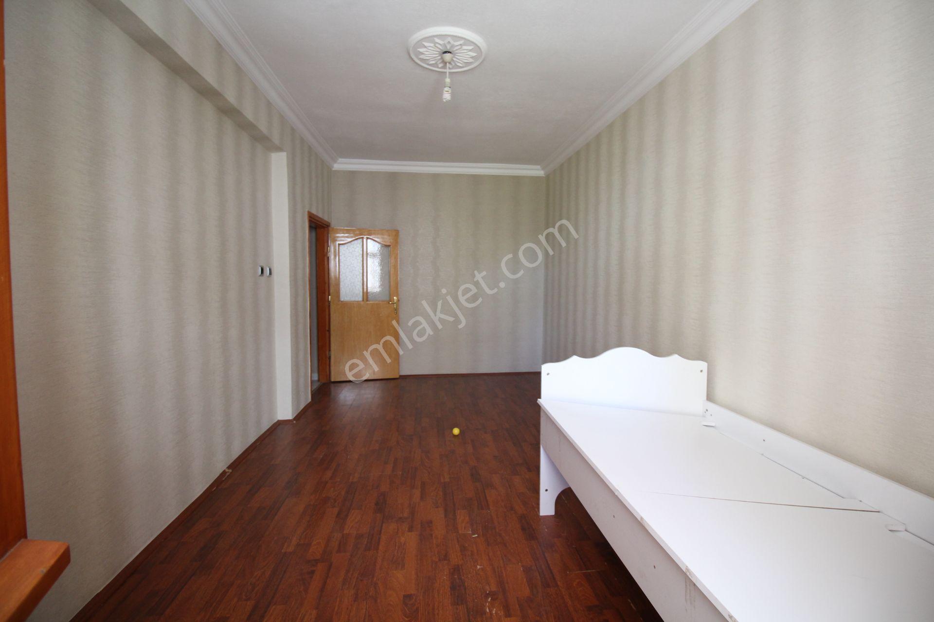 Aksaray Tacin Mah.emniyet Yanında Temiz Geniş Kiralık 3+1 Daire - Görsel 16