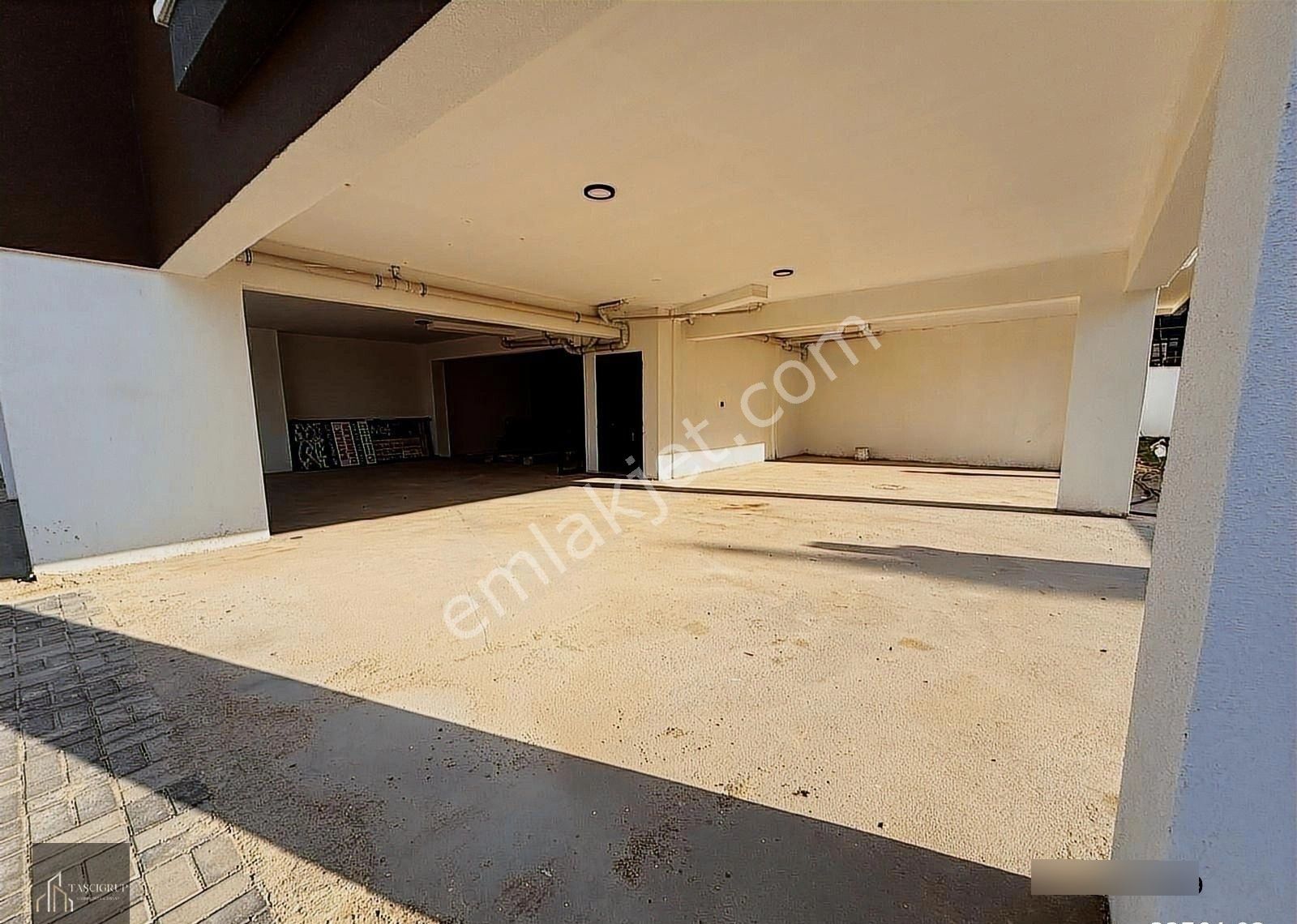 Taşcı Grup Gayrimenkul'den İncek'te Sıfır Eşyalı Kiralık 1+1 - Görsel 12