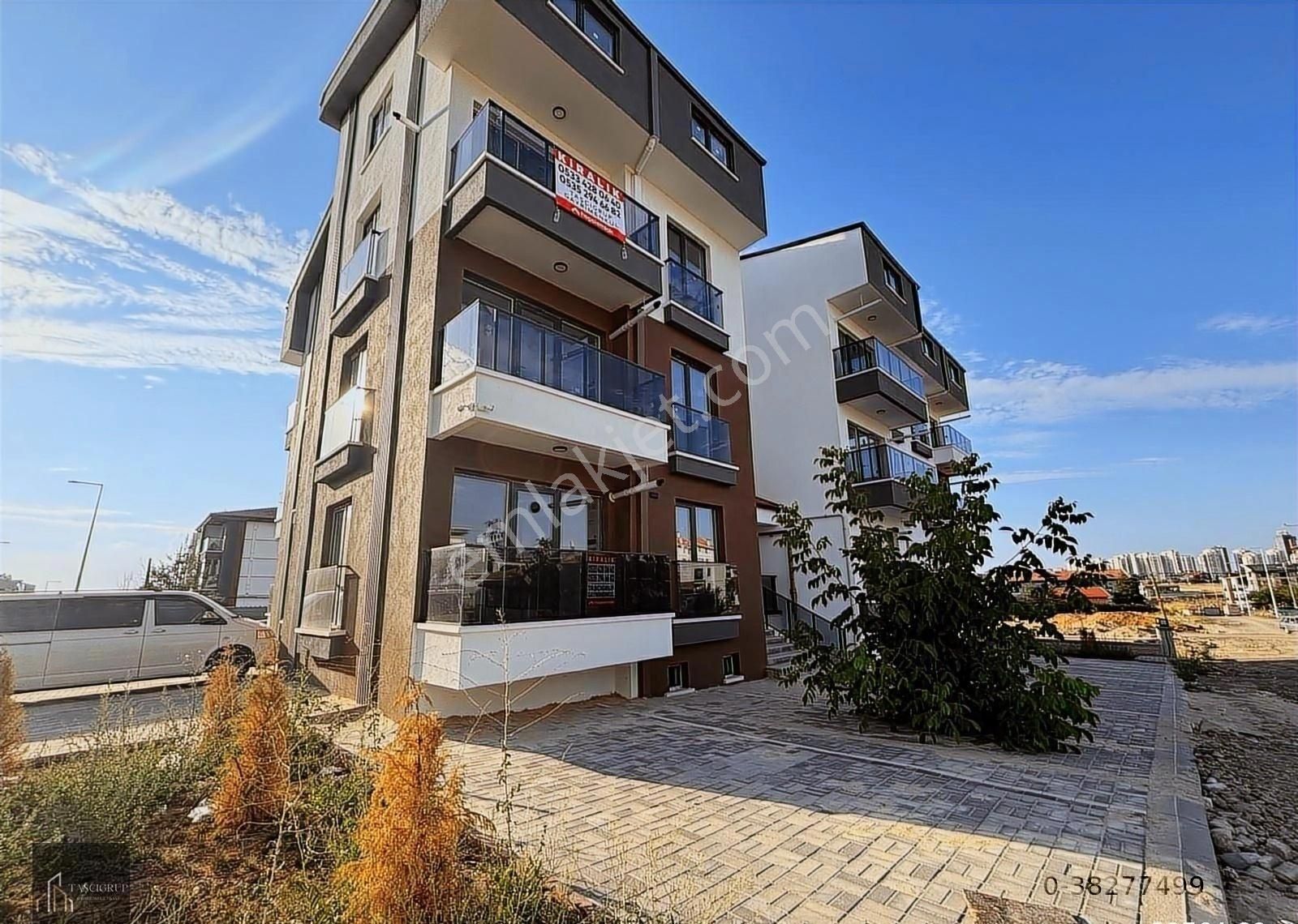 Taşcı Grup Gayrimenkul'den İncek'te Sıfır, İskanlı Kiralık Daire - Görsel 11