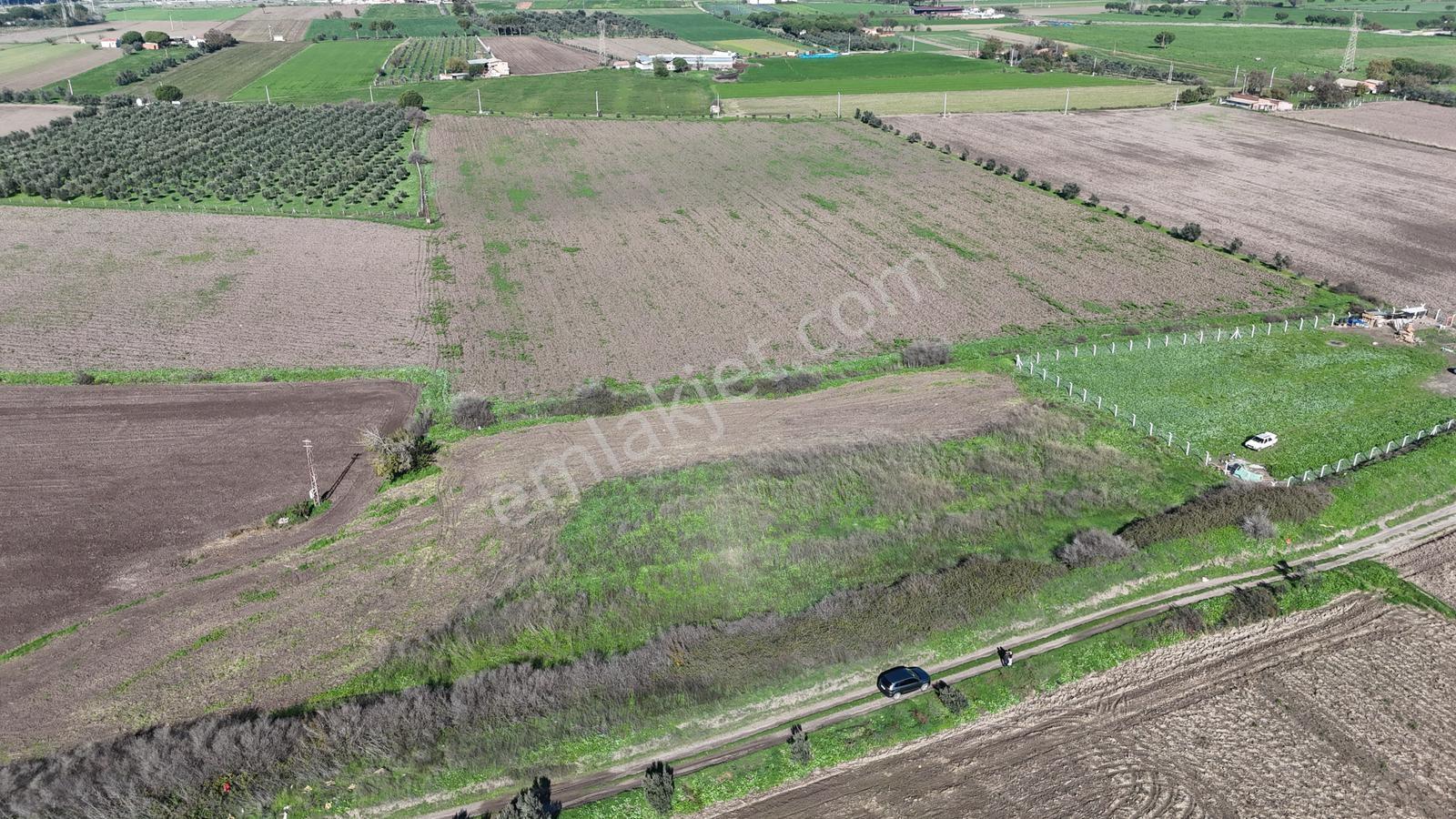 Bergama Fatih Mahallesinde 3802 M2 Satılık Tarla - Görsel 16