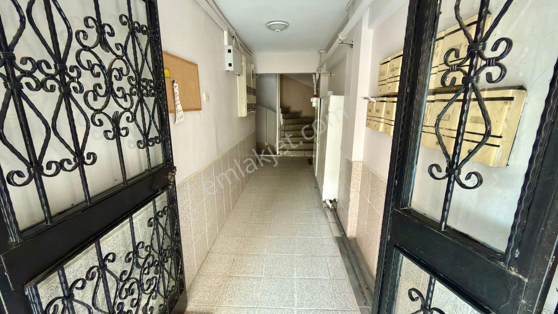 Göztepe’de Sahile 3 Dakika Masrafsız 2. Kat Satılık 2.5+1 Daire - Görsel 29