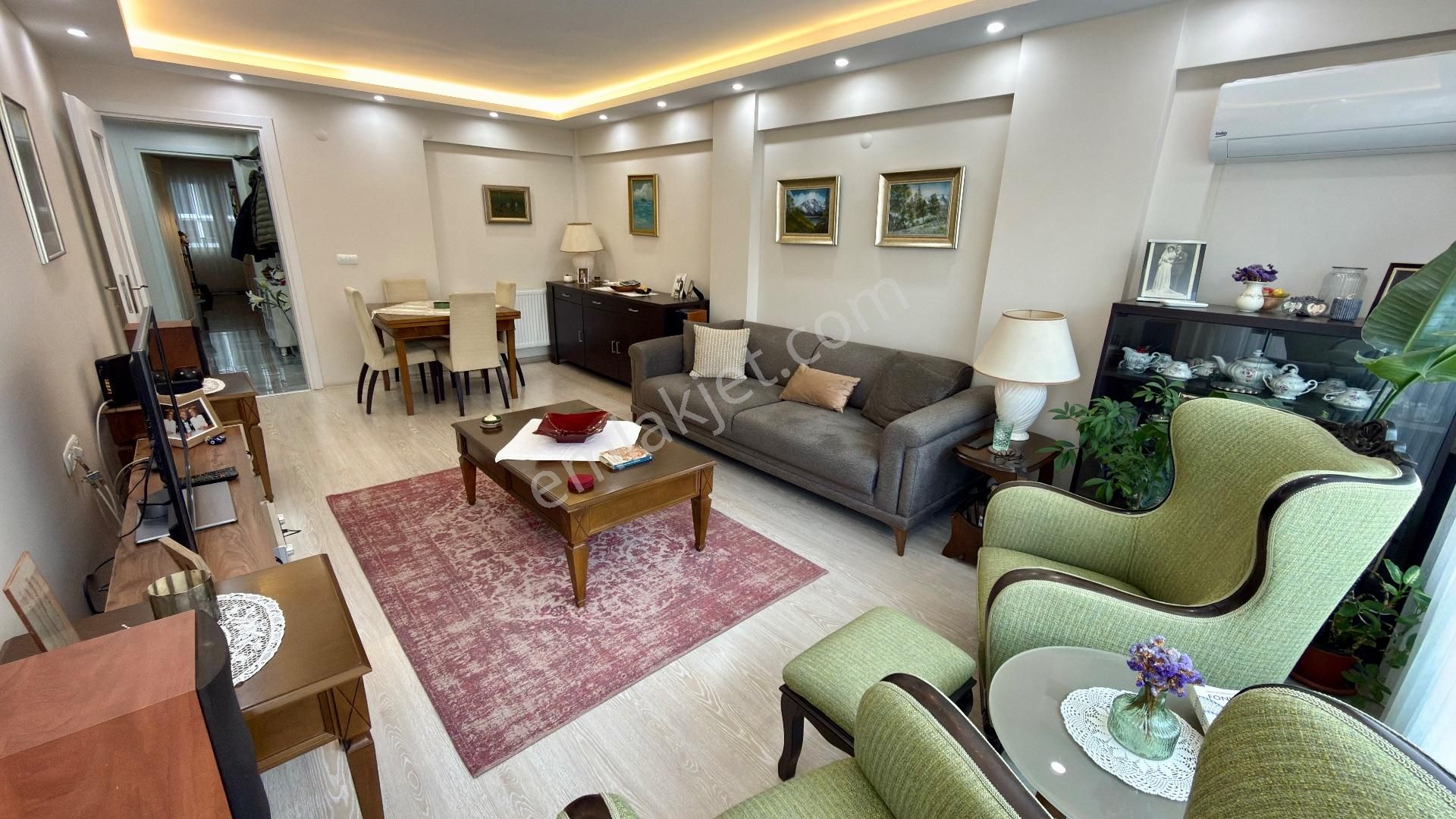 Göztepe’de Sahile 3 Dakika Masrafsız 2. Kat Satılık 2.5+1 Daire - Görsel 3