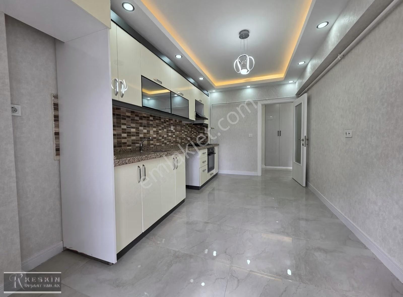 Keçiören Bağlum Merkezde 1.kat 3+1 Full Yapılı Yeni Bina Satılık - Görsel 5