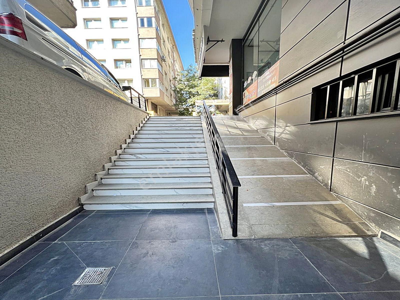 Cadd34 Yapı'dan Avcılar Metrobüsün Dibinde Sıfır Kapalı Otoparklı 2+1 Satılık Arakat Daire - Görsel 7