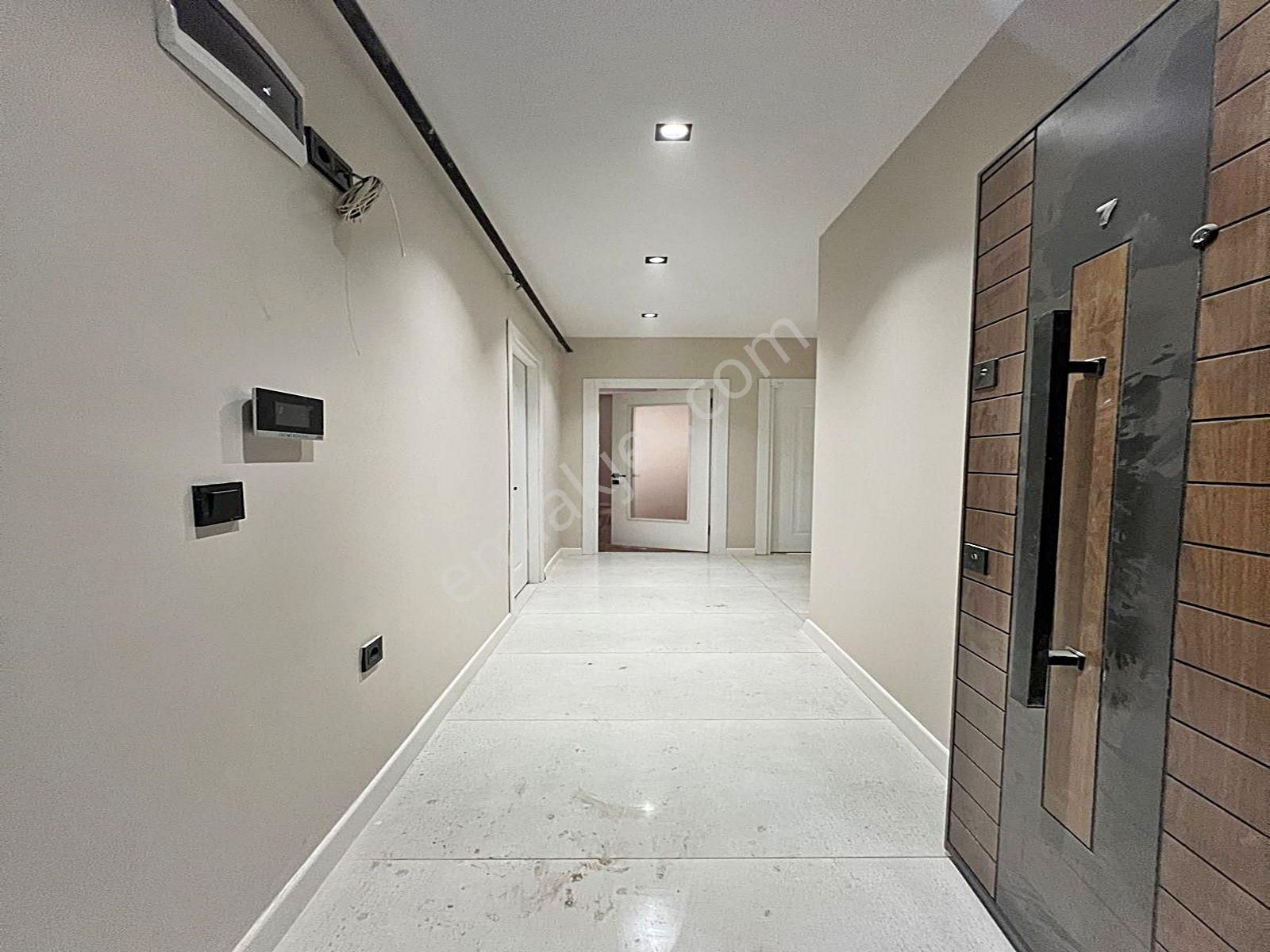 Cadd34 Yapı'dan Avcılar Metrobüsün Dibinde Sıfır Kapalı Otoparklı 2+1 Satılık Arakat Daire - Görsel 13