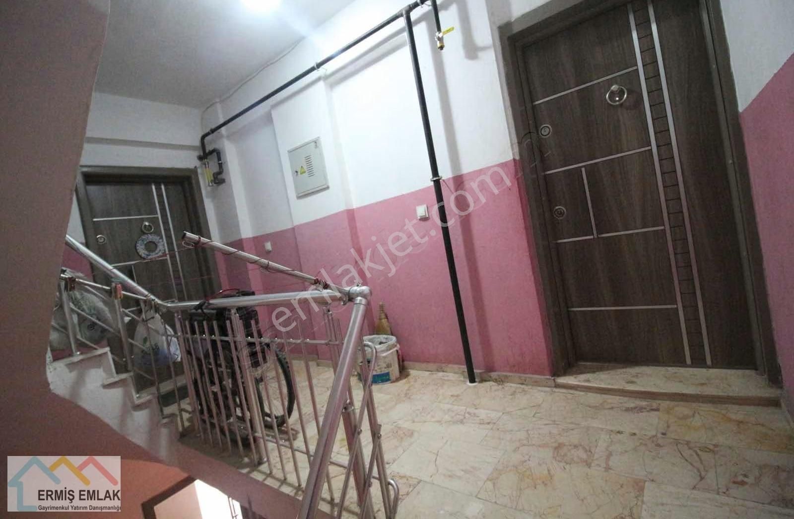 İzbana Yakın 2+1 Daire - Görsel 15