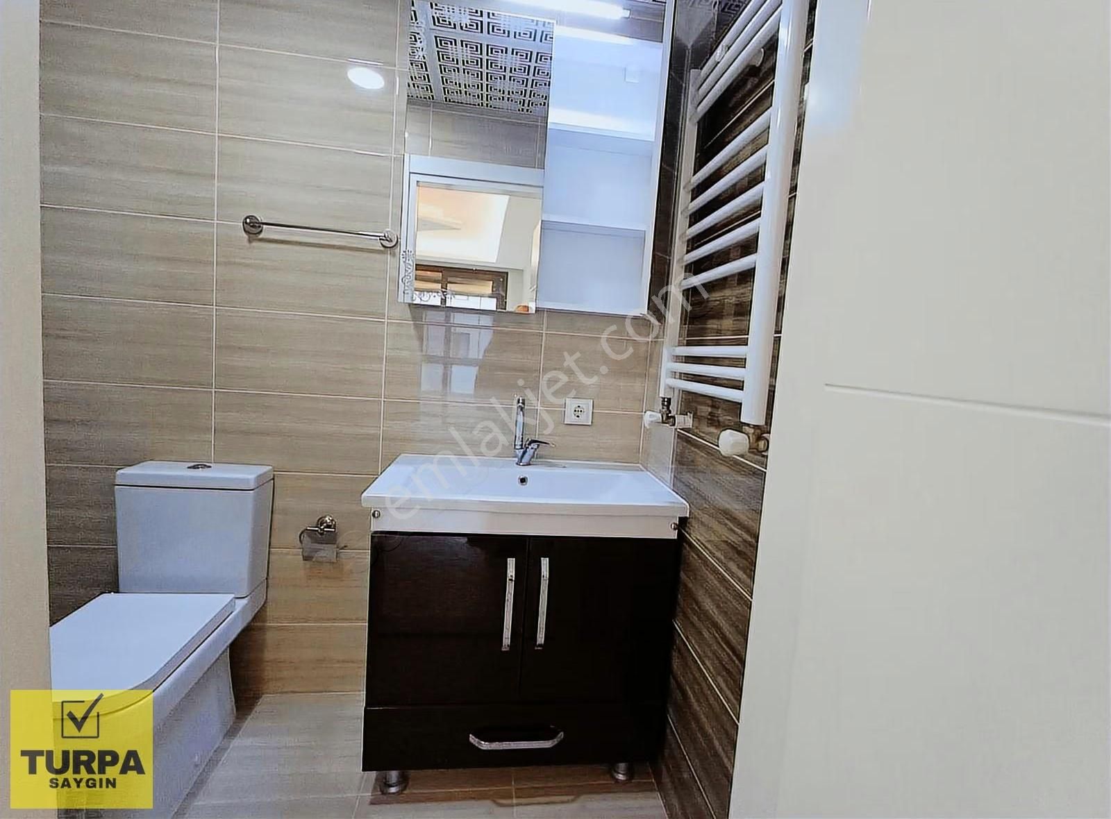 Menderes Mithatpaşa Mahallesi Satılık 4+1 Villa - Görsel 11