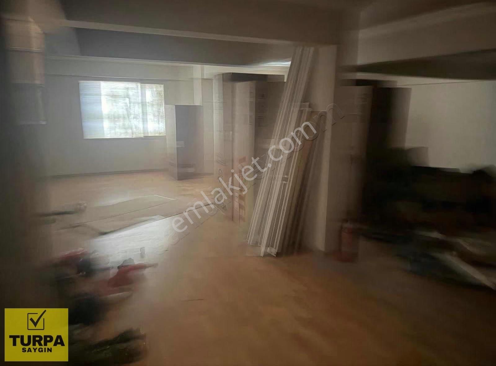 Polat Caddesinde 3 Kat Batar Katlı Kiralık Dükkan (eski Vestel) - Görsel 2
