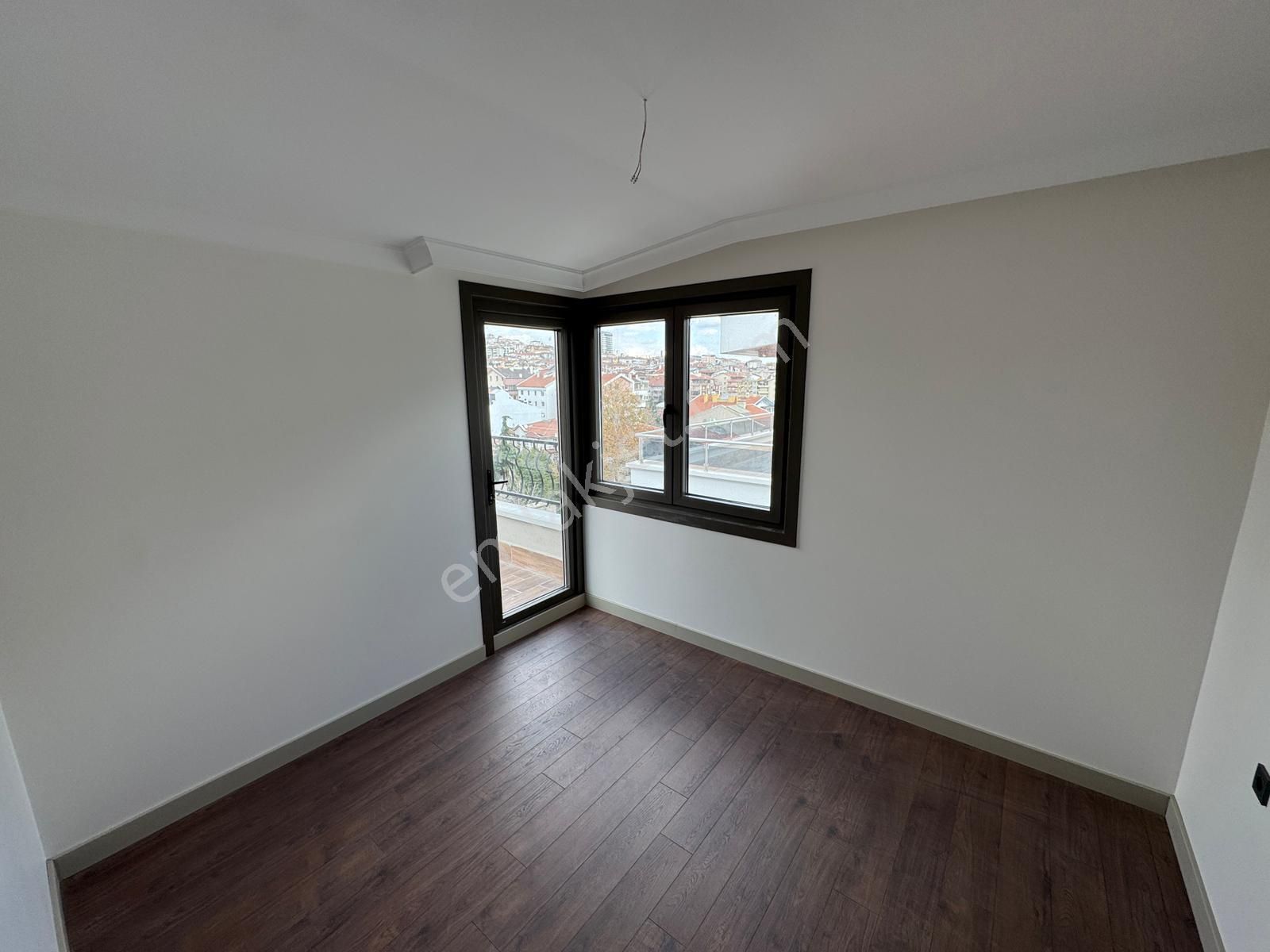 Yunus Emre Mah. Ultra Lüx Yapılı Teraslı 4+1 Satılık Dubleks - Görsel 7