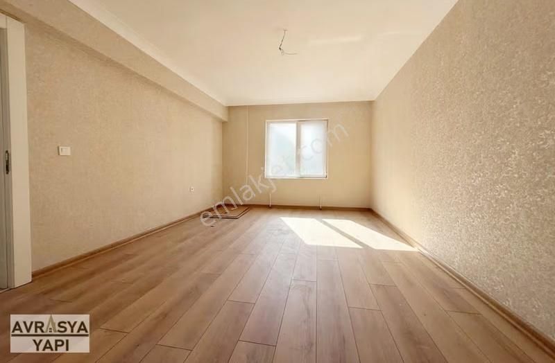 Kod 3270 Yunusemre Mah. Oturuma Hazır Ara Kat 2+1 Daire - Görsel 5