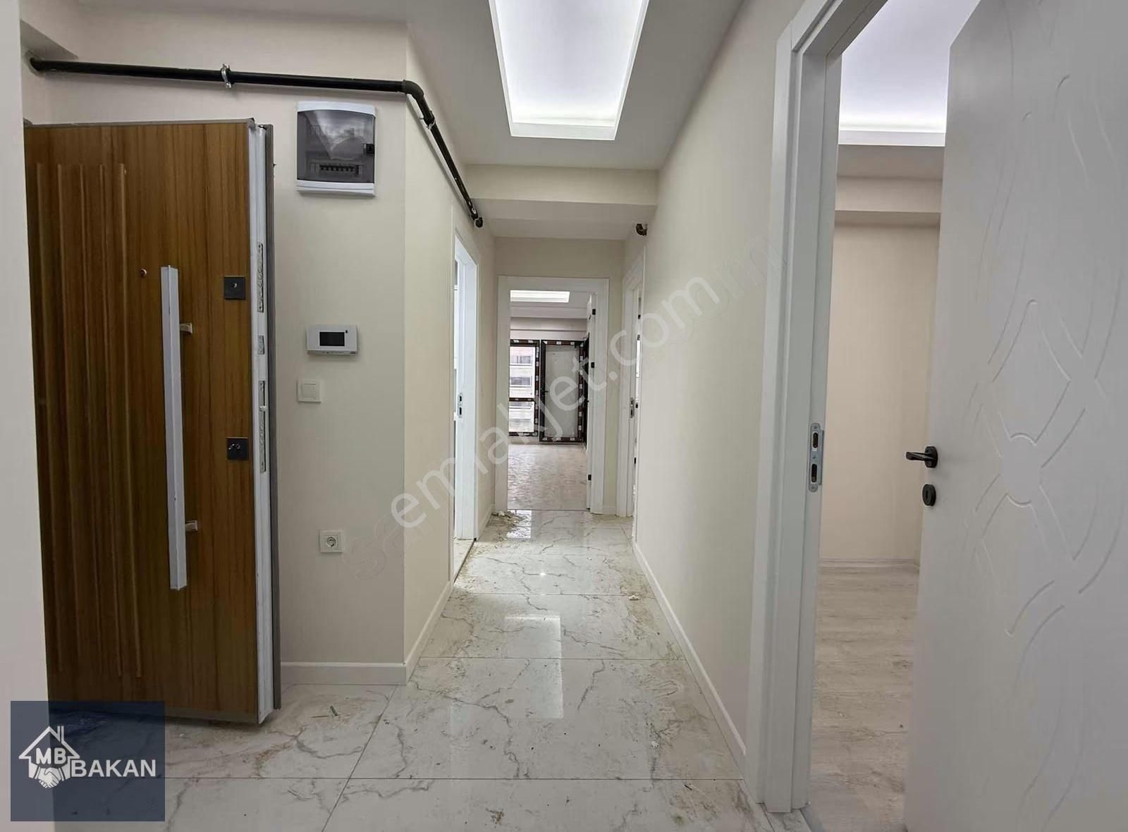 Bakan'dan Ultra Lüks Sıfır 2+1 Site İçinde Klimalı - Görsel 16