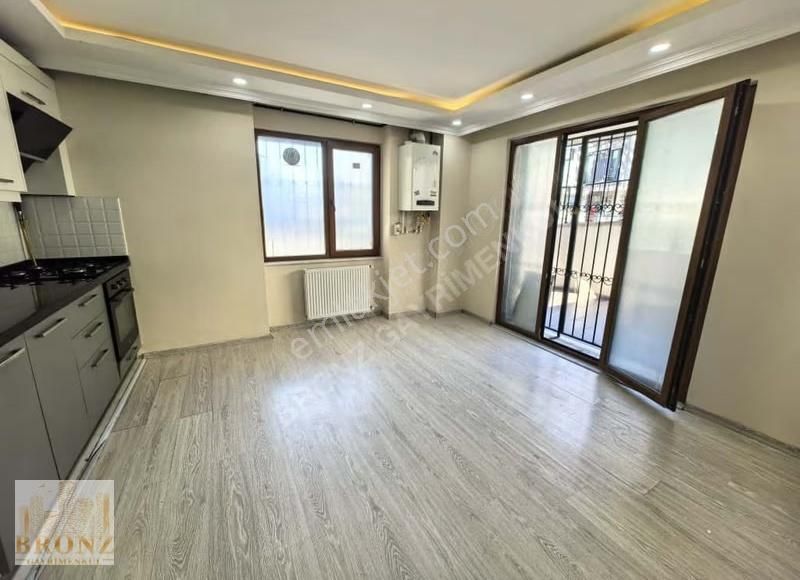 Emar Avm' Nin Çok Yakını Metro-metrobüse 10dk. Yürüme 2+1 B.katı - Görsel 15