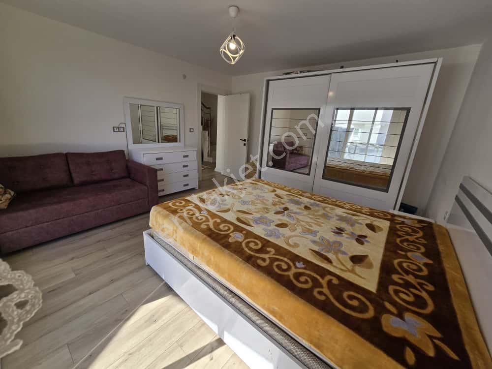 Akbük Deniz Manzaralı - Bahçe Kullanım Alanlı 3+1 Dubleks - Görsel 14