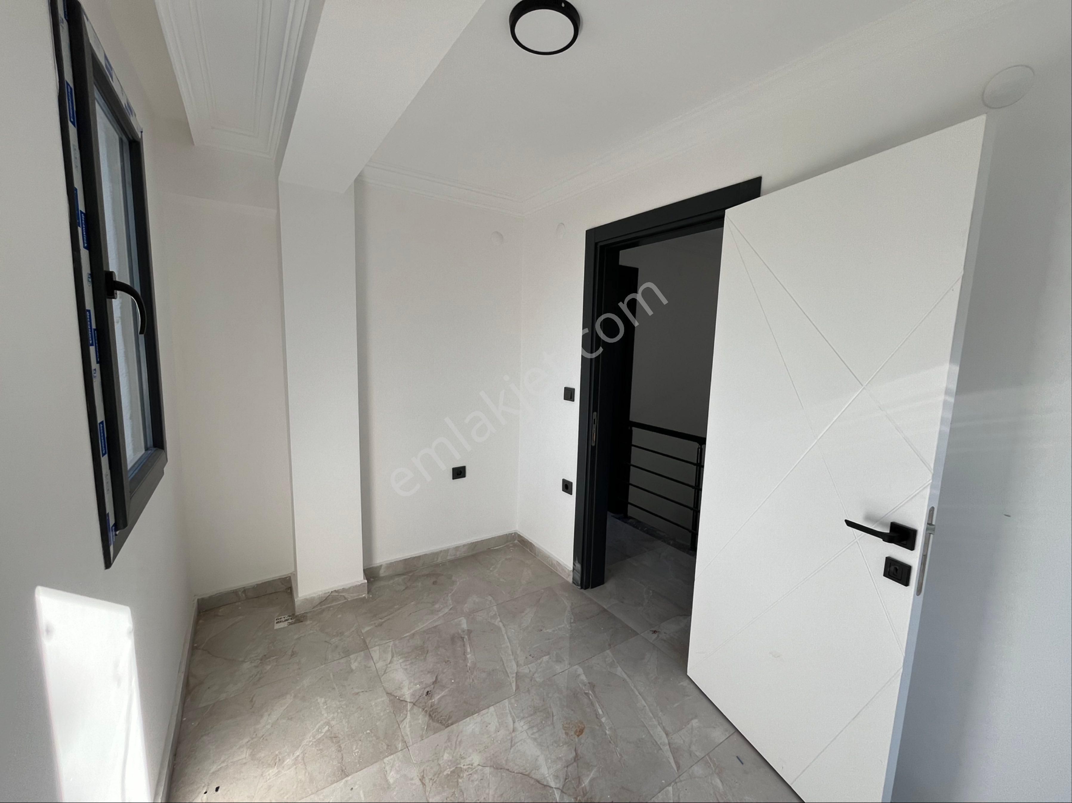 Zirve Gayrimenkul'den Daire Fiyatına Bahçeli Sıfır Bitişik Nizam Villa - Görsel 30