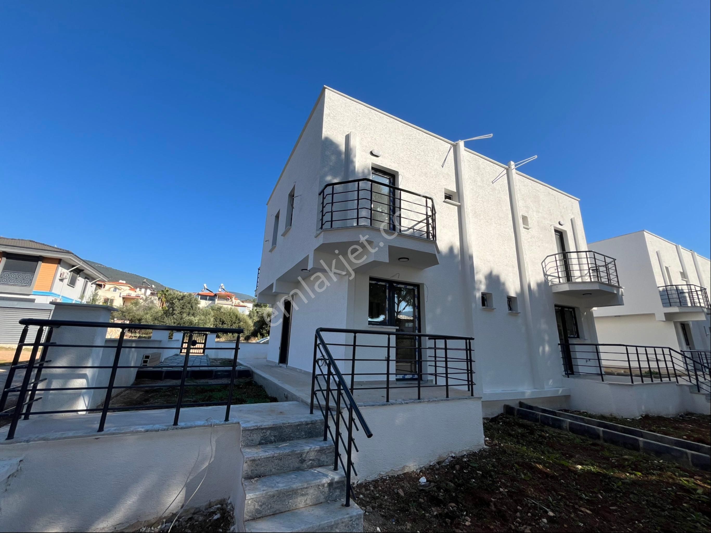 Zirve Gayrimenkul'den Daire Fiyatına Bahçeli Sıfır Bitişik Nizam Villa - Görsel 9